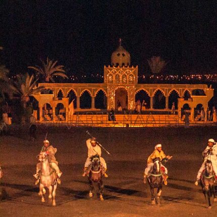 Dîner Et Spectacle De Fantasia Chez Ali Restaurant À Marrakech